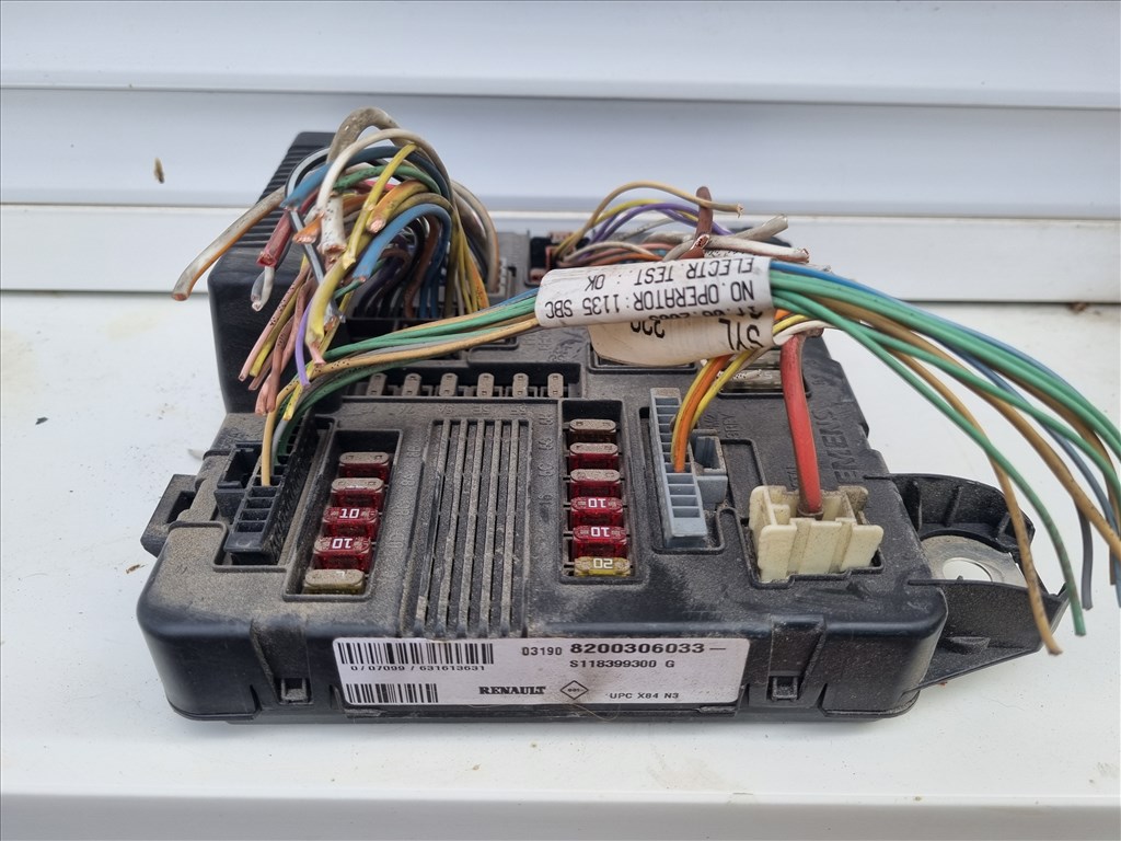 Renault Mégane II külső biztosíték panel 1. kép