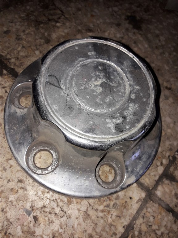 Isuzu Trooper Felni Kupak 897038 9770 1. kép