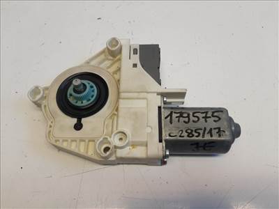 Land Rover Range Rover Sport (L320) jobb első ablakemelő motor CUR1111