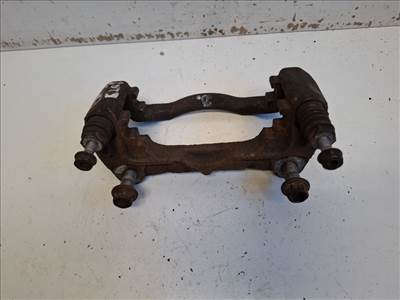 Mazda CX-3 bal első féknyereg tartó