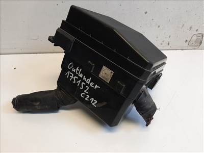 Mitsubishi Outlander  biztosítéktábla motortér