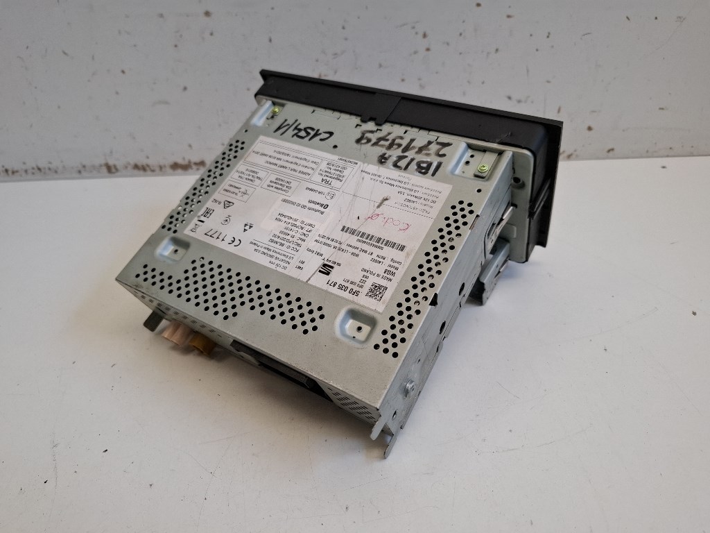 Seat Ibiza (6J) rádio 5F0035871 3. kép