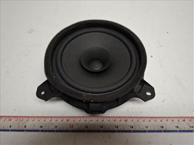 Subaru XV (GT) bal hátsó hangszóró