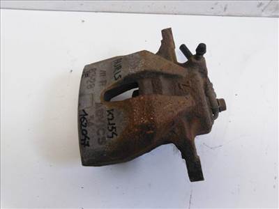 Toyota Auris (E180) jobb első féknyereg