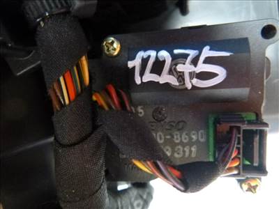 Volkswagen Phaeton  fûtés állító motor 3D0959311