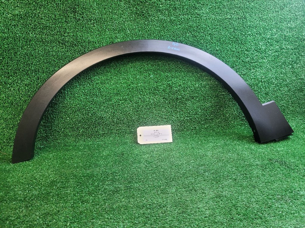 SUZUKI SX4 S-Cross II Bal első Sárvédő Szélesítő 7722164R0 7722164r0l 1. kép