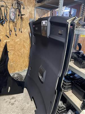 BMW E90 fekete tetőkarpit