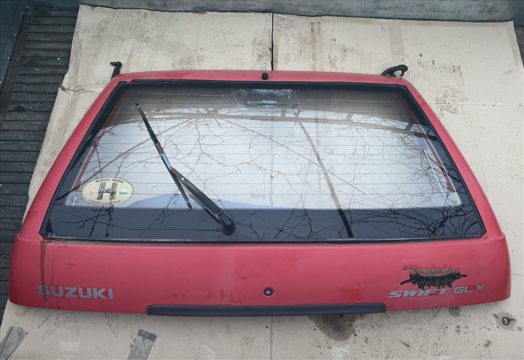 Suzuki Swift II Csomagtér ajtó 1. kép