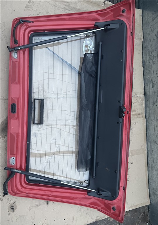 Suzuki Swift II Csomagtér ajtó 2. kép