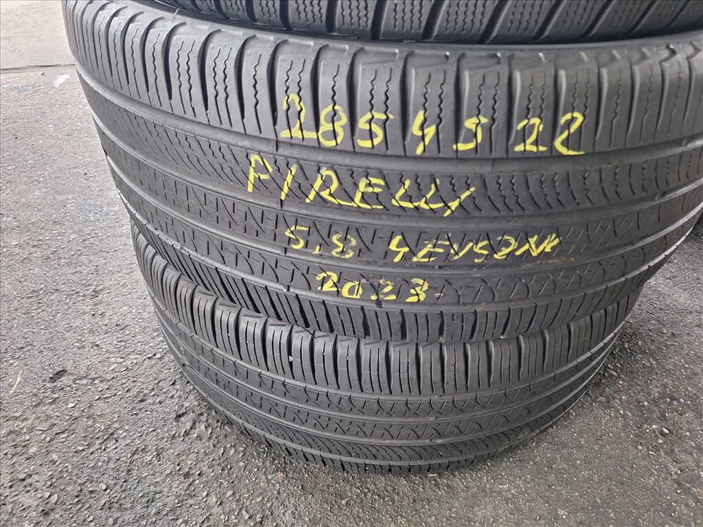  285/45/22"  Pirelli négyévszakos gumi 1. kép