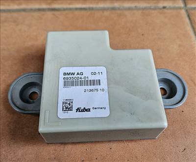 BMW 520 F10/F11 Antenna erősítő 6935024
