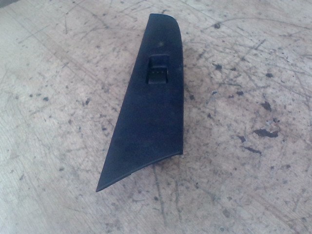 MAZDA 3 03.10-06.06 Bal hátsó ablakemelő kapcsoló 1. kép