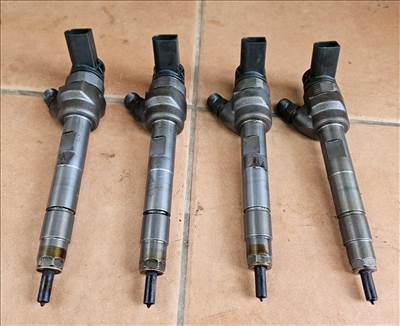 BMW 520 F10/F11 Porlasztócsúcs szett 2.0d 0445110382