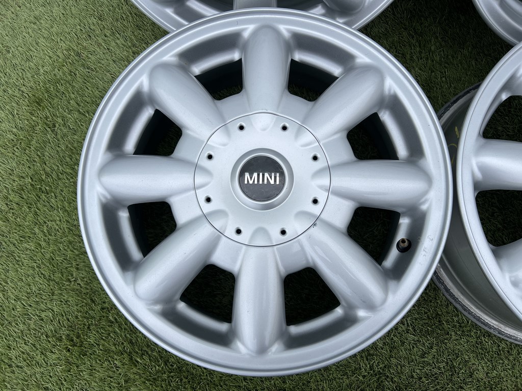 4x100 15" Mini gyári alufelni 5,5Jx15h2 ET45 2. kép