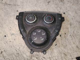 Citroën C8 I Fűtéskapcsoló (manuális klímás) *149233* bosch-9140010392