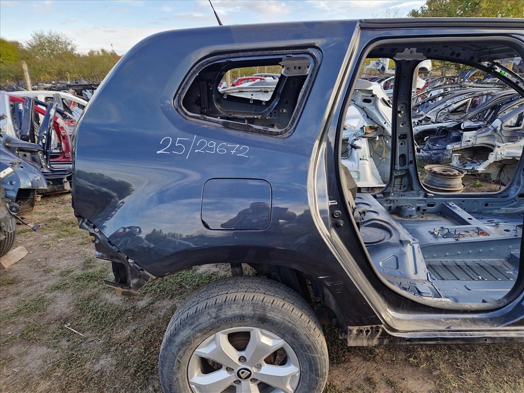 DACIA DUSTER II jobb hátsó sárvédő negyed  1. kép