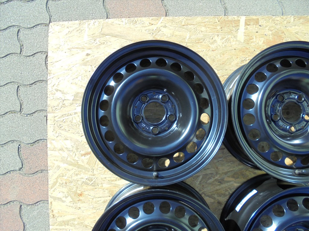 16-os új Alcar lemezfelni ( Mercedes ) eladó   2. kép