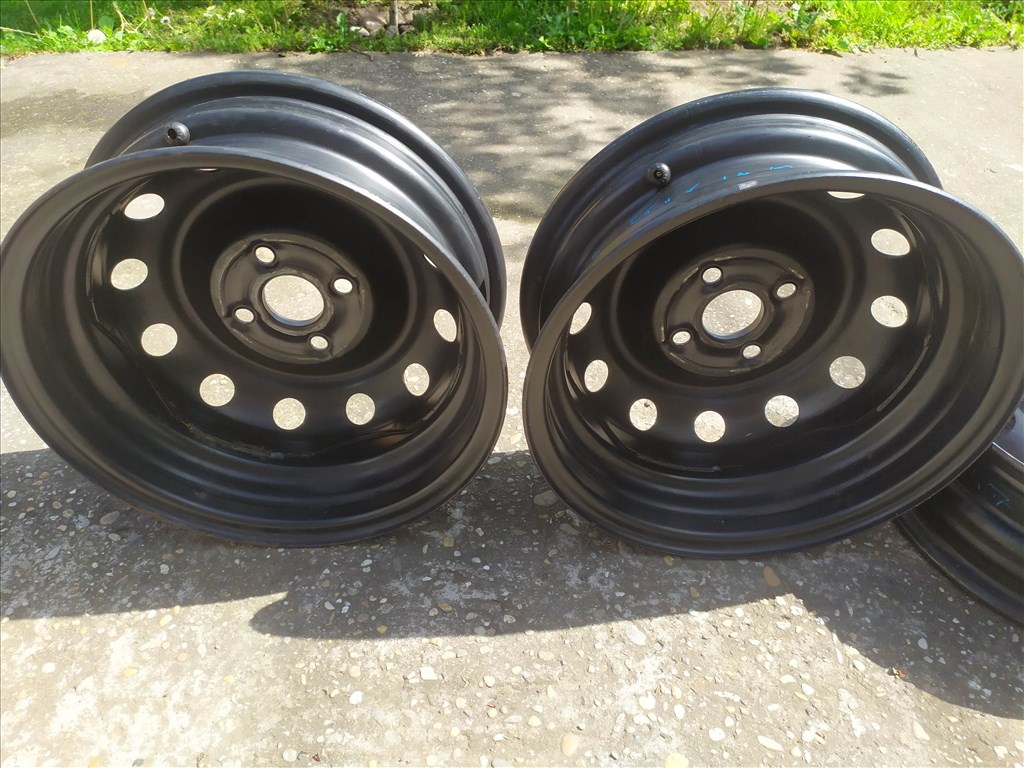  4x100 lyukosztású 5JJ 14" újszerű (gyári felni) lemezfelni 3. kép