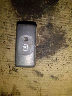 Nissan Terrano Hátsó Szélvédőfûtés Kapcsoló