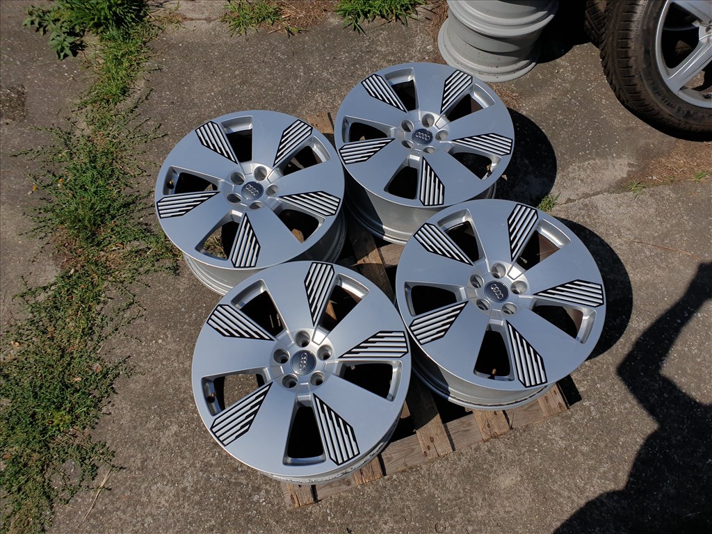 19" 5x112 Audi E-tron 1. kép