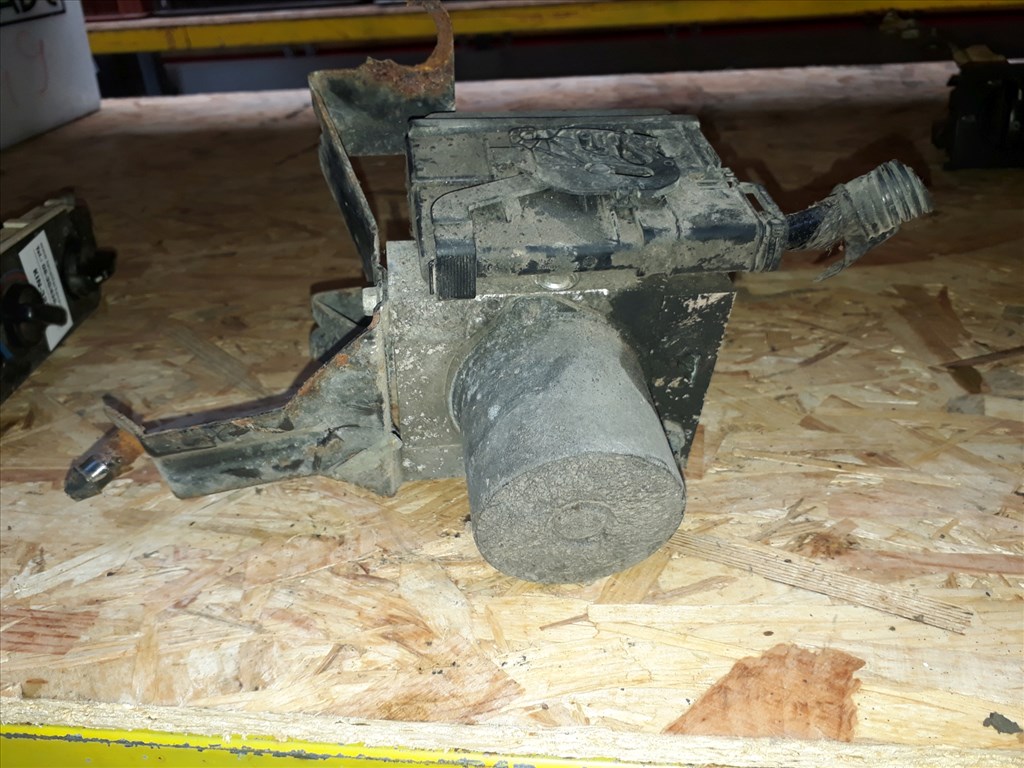 Ford Transit 06-13 ABS Tömb 6C1T14C036AD 2. kép