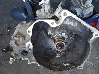 Suzuki Swift II 92-03 1473343 Váltó