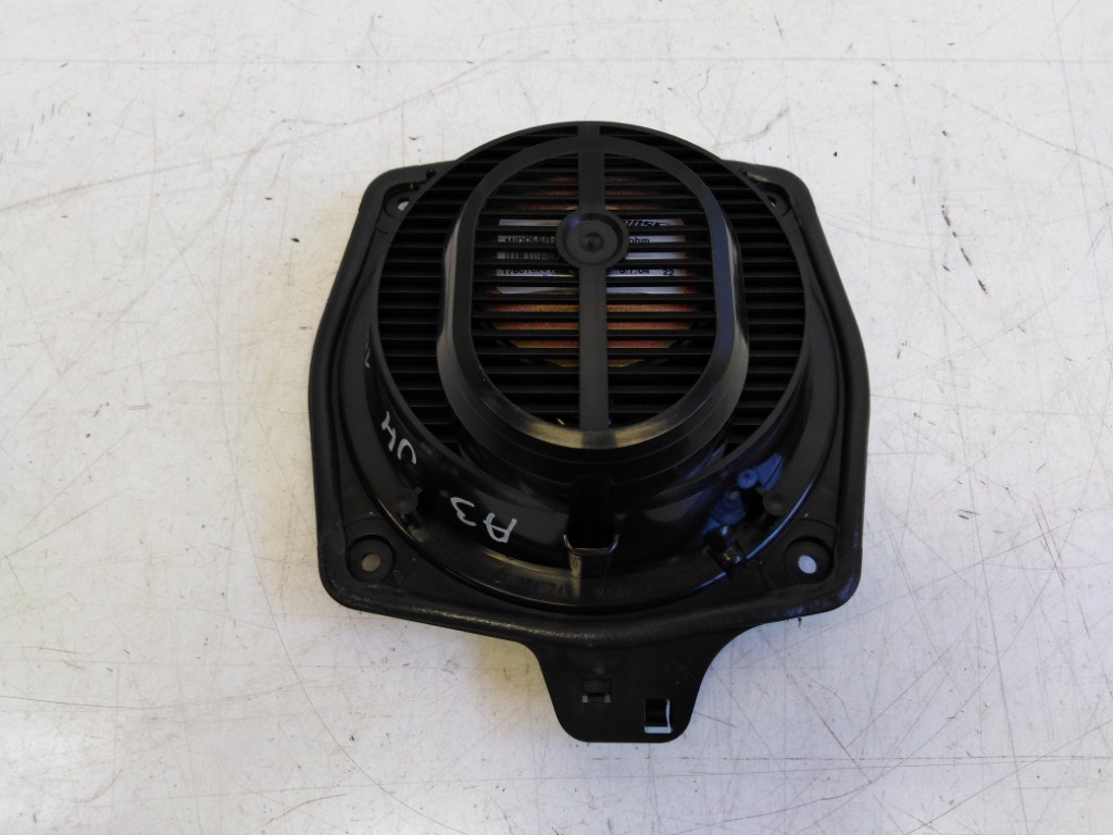 Audi A3 3 ajtós (8P) jobb hátsó hangszóró 8H0035411A 2. kép