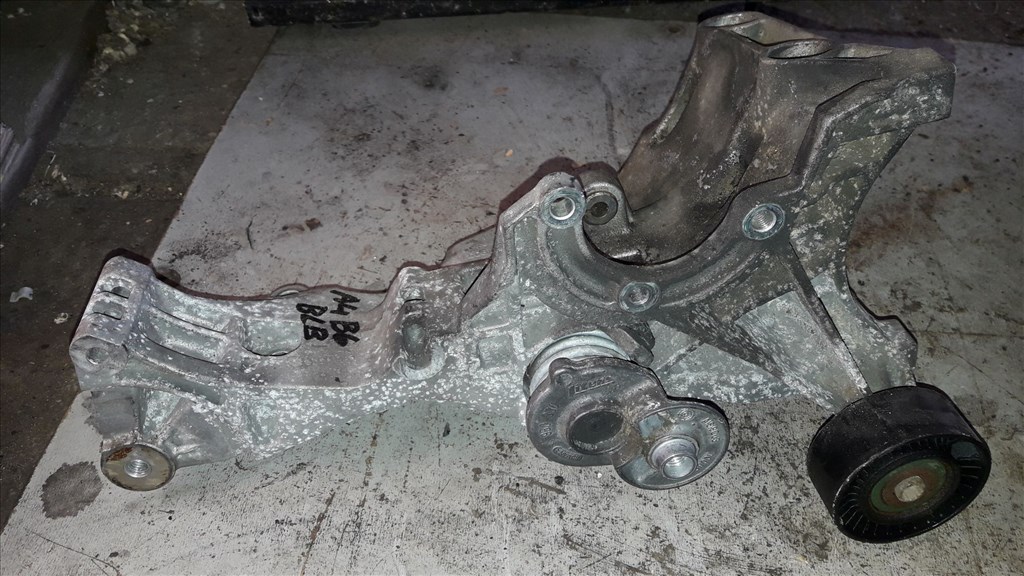 Audi A4 B7 Kormányszervó Szivattyú Tartó Bak 2. kép