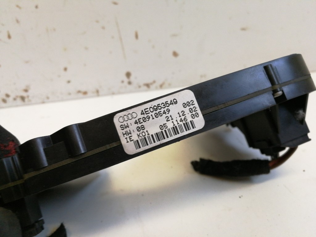 Audi A8 (D3 4E) kormánykerék modul 4E0953549 3. kép