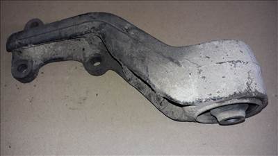 Suzuki Vitara Differenciálmű Tartó Konzol