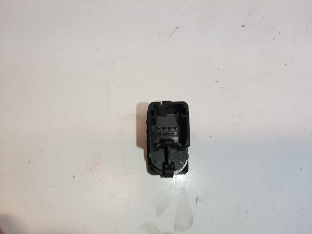 Ford Focus C-max jobb hátsó ablakemelõ kapcsoló 7M5T14529AA 2. kép