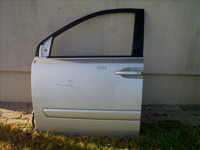 Kia Carnival bal első ajtó