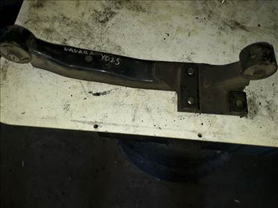 Nissan Navara D40 Differenciálmû Tartó Konzol