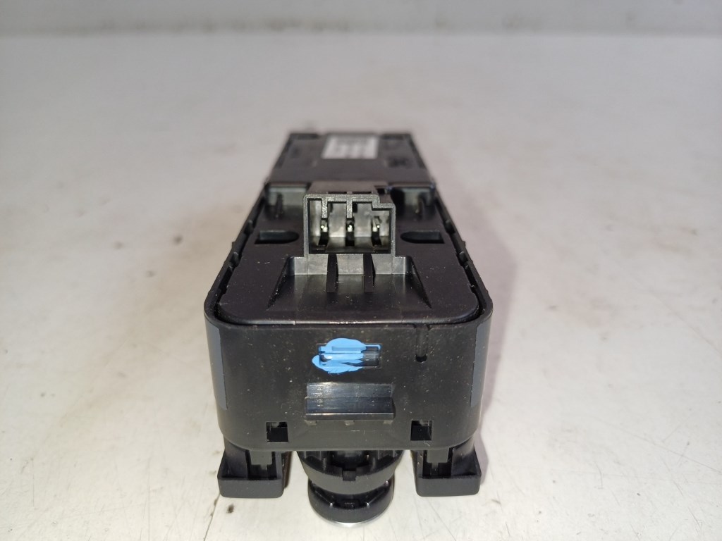 Land Rover Evoque (L551) bal elsõ ablakemelõ kapcsoló CPLA14540AG 4. kép