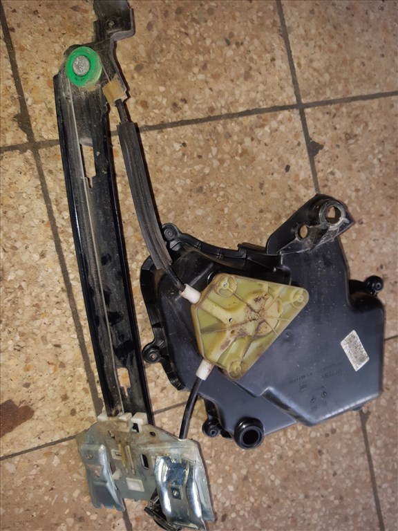 Seat Leon II Cupra Bal Hátsó Ablakemelõ Szerkezet Elektromos 1K0 959 703 N 1. kép