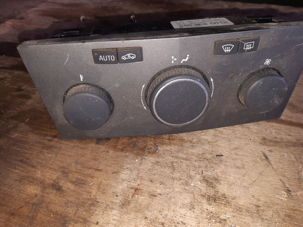 Opel Astra H Fûtéskapcsoló 1. kép