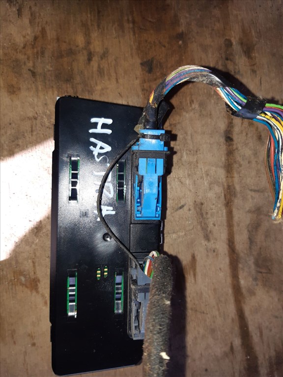 Opel Astra H Fûtéskapcsoló 2. kép