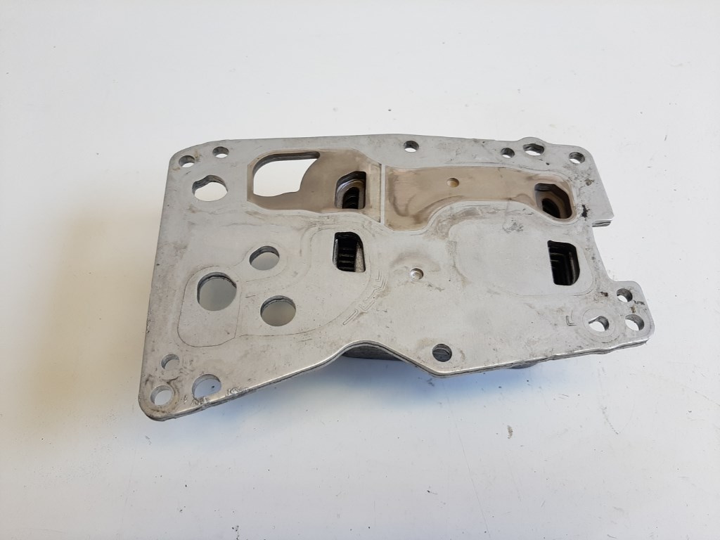 Mini Countryman (R60) motorolajhûtõ 8507626 2. kép