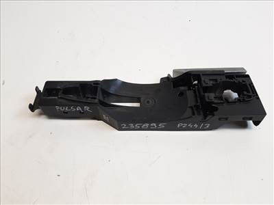 Nissan Pulsar (C13) bal első kilincsfészek 80611