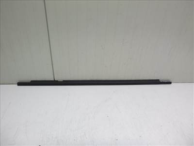 Opel Zafira B jobb hátsó vízlehúzó