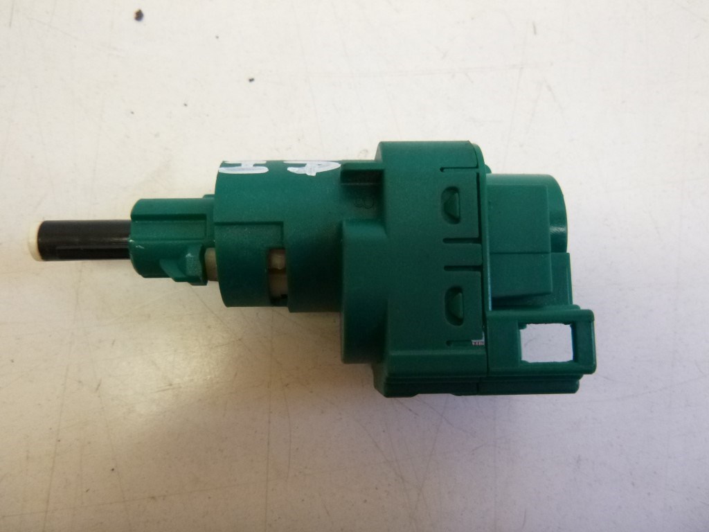 Skoda Fabia (6Y) féklámpa kapcsoló 1C0945511A 1. kép