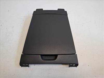 Suzuki Splash első tároló rekesz 7382351K01