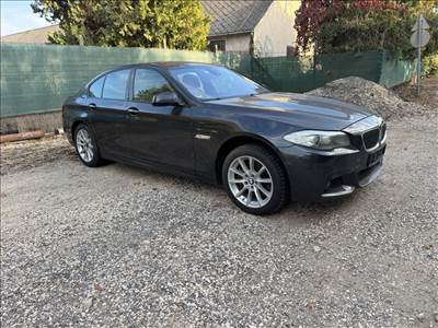 BMW F10 535XD 313LE M-pakk bontott alkatrészei