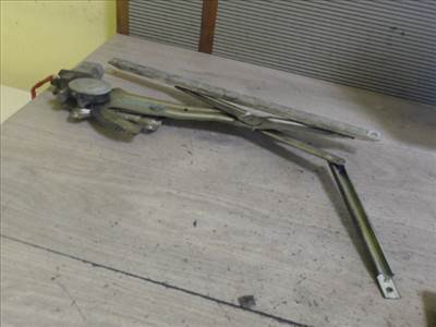 SUZUKI SWIFT 96-05 Jobb első ablakemelő szerkezet elektromos