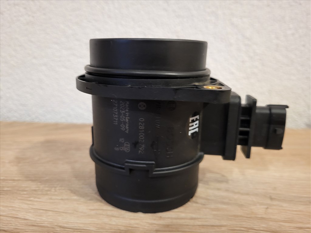 Fiat Bravo 2 1.9 Mjtd 8v légtömeg fordulatszám mérő  2. kép