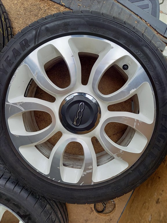Fiat 500 5x98 lyukosztású 7JJ 17" használt (gyári felni) alufelni Lxx 3. kép