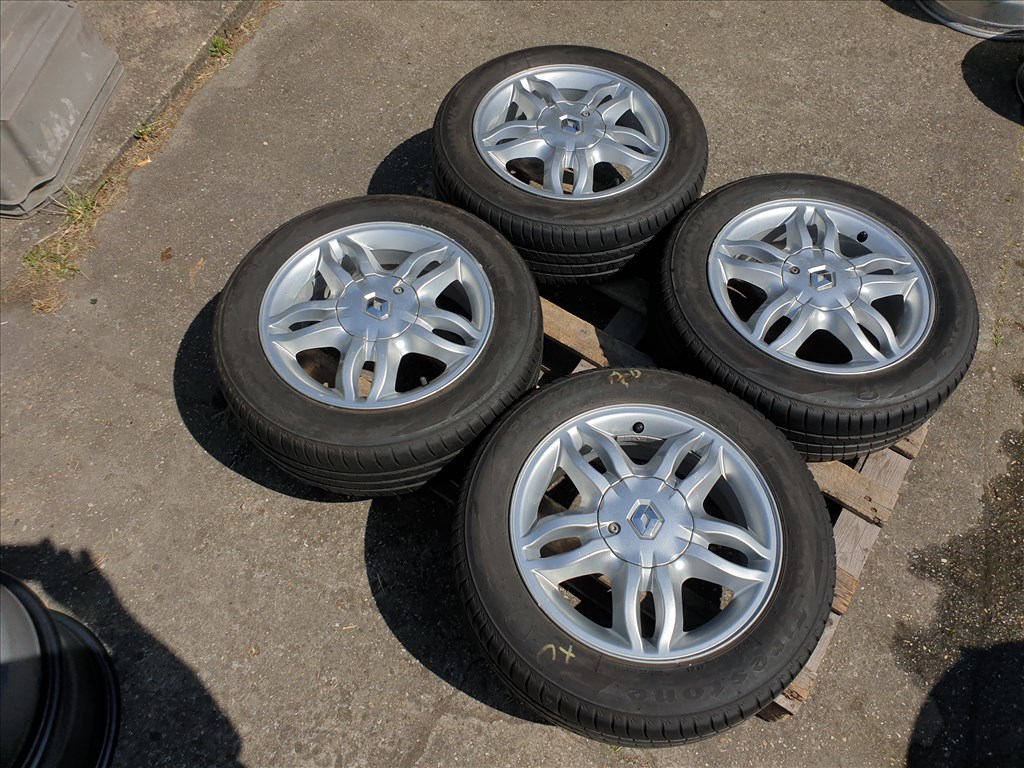 15" 4x100 Renault 8. kép