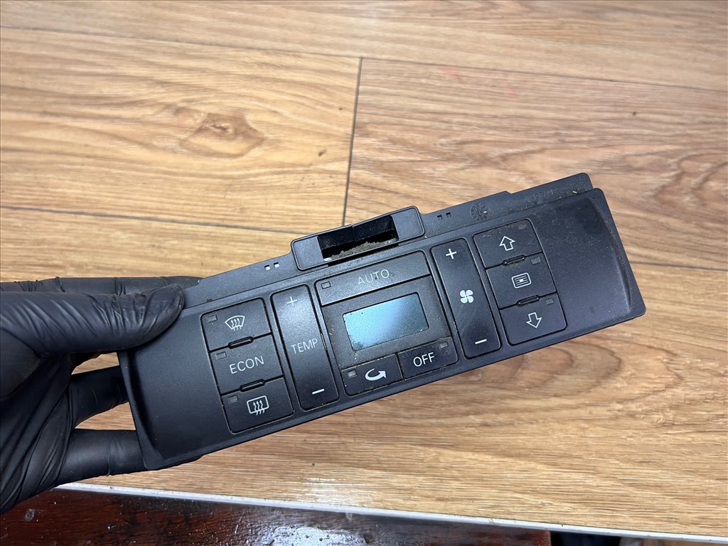 Audi A4 1.8T Avant fűtéskapcsoló 8d0820043m 3. kép