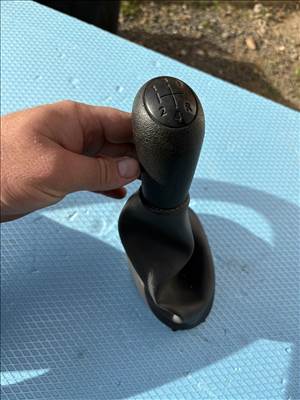 Dacia Logan I váltógomb, váltószoknya 