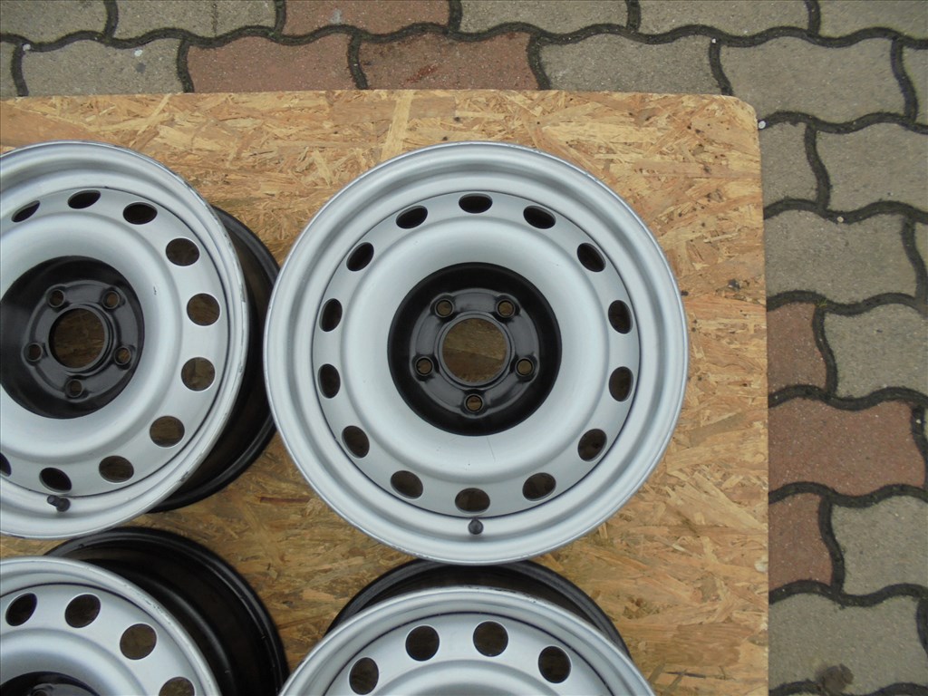 15-ös 5 x 108-as Új TGK lemezfelni ( Citroen ,Fiat ,Peugeot ) eladó 4. kép